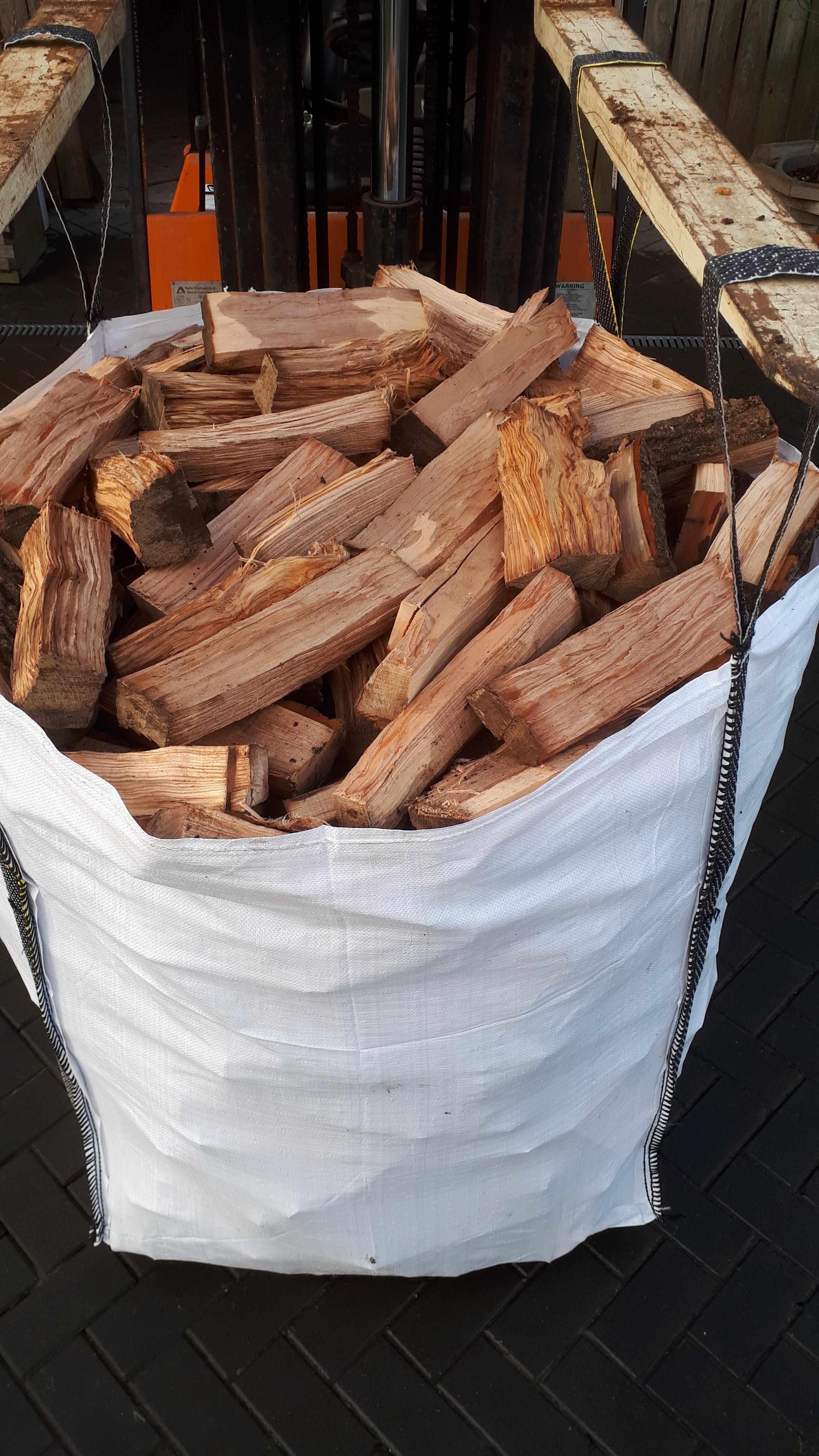 Big Bags standaard (geschikt voor 1 kuub) gebruik: Opslaan van brandhout 